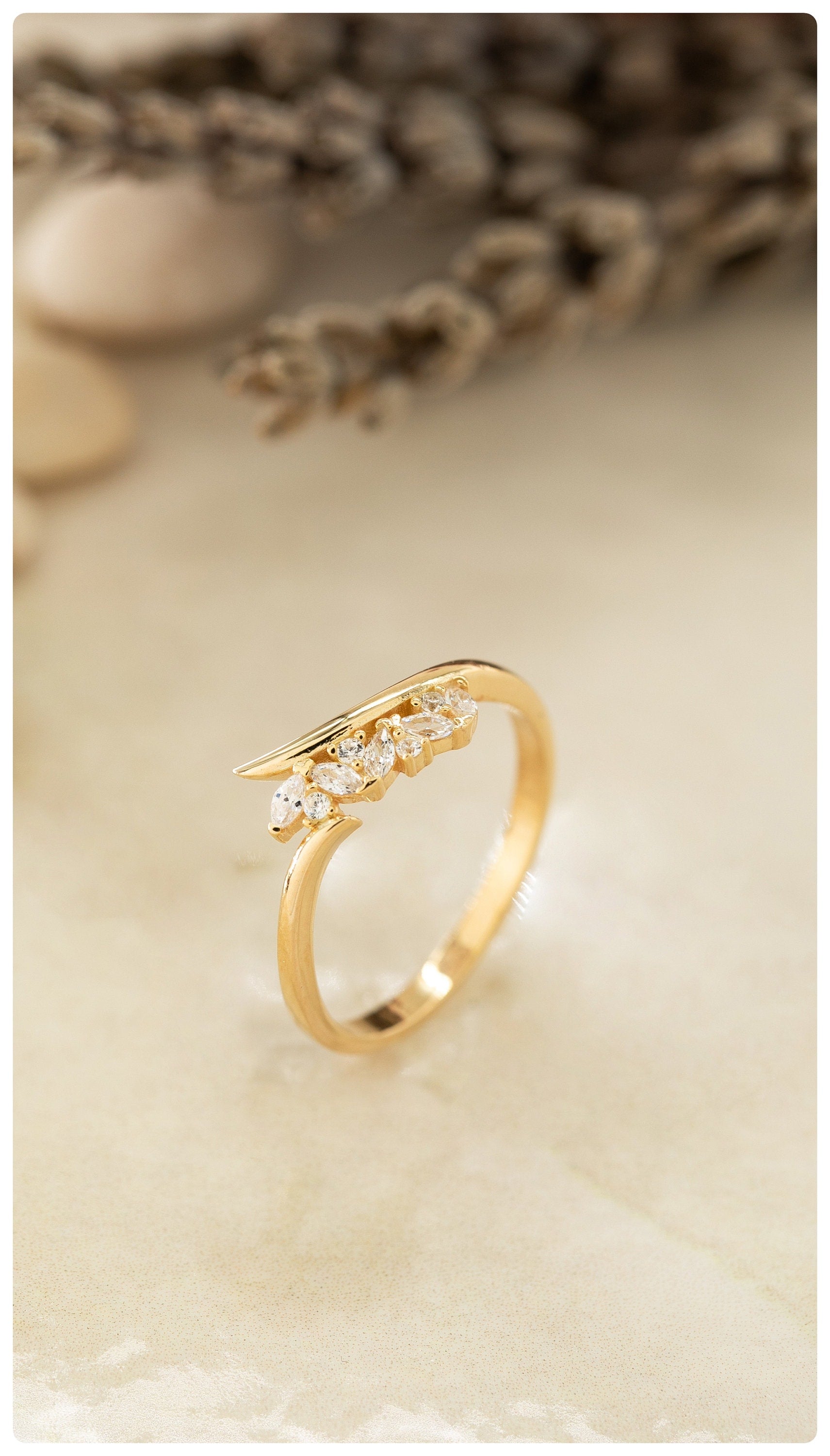 14K Gold Ring Mens Wedding Band Tungsten Ring - Whiskey Barrel Ring Bo–  Pillar Styles