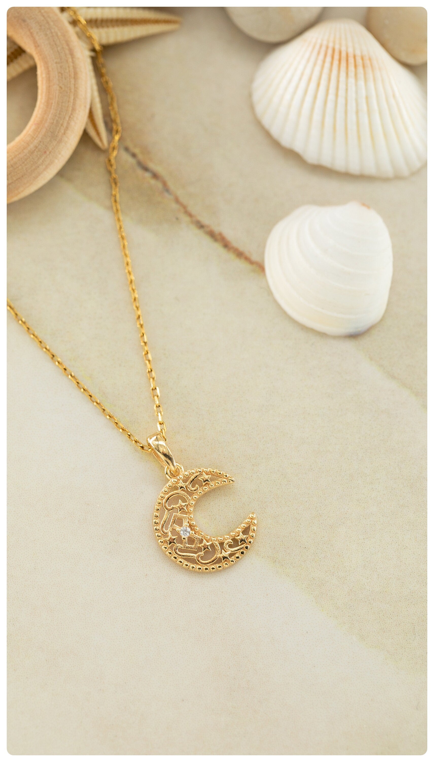 Gold Chic Crescent Moon Necklace, Handmade Sterling Silver Lunar Pendant, Delicate Celestial Jewelry, Moon Phase Charm,Elegant Lunar Jewelry